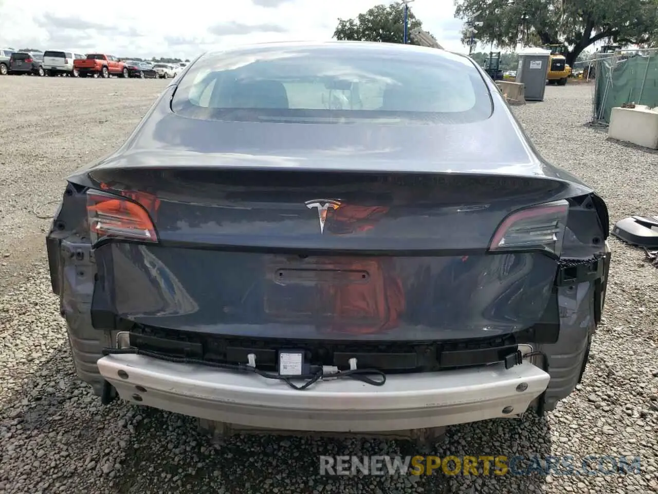6 Photograph of a damaged car 5YJ3E1EA3NF189984 TESLA MODEL 3 2022