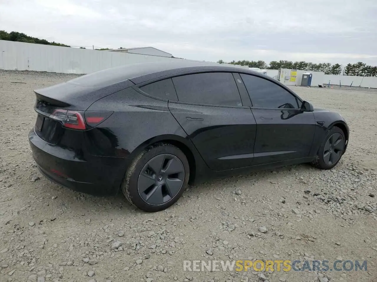 3 Photograph of a damaged car 5YJ3E1EA3NF193291 TESLA MODEL 3 2022