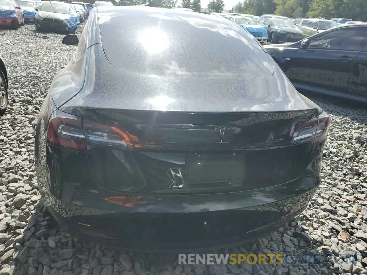 6 Photograph of a damaged car 5YJ3E1EA3NF193291 TESLA MODEL 3 2022
