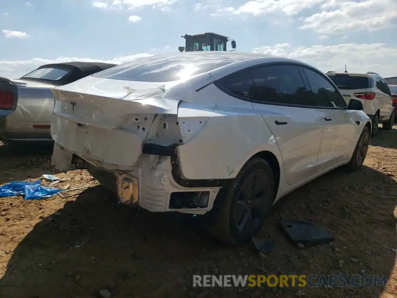 4 Photograph of a damaged car 5YJ3E1EA3NF244868 TESLA MODEL 3 2022