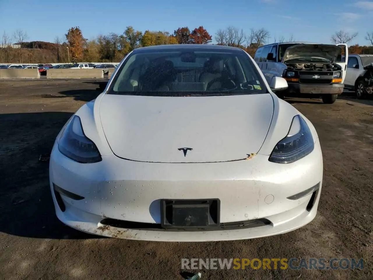 5 Photograph of a damaged car 5YJ3E1EA3NF251867 TESLA MODEL 3 2022