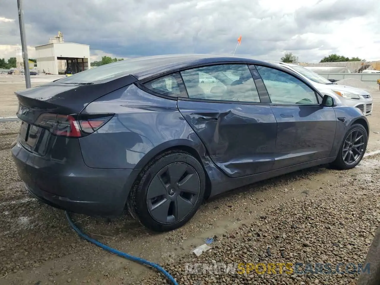 3 Photograph of a damaged car 5YJ3E1EA3NF287056 TESLA MODEL 3 2022