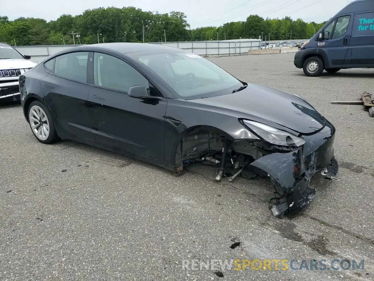 4 Photograph of a damaged car 5YJ3E1EA3NF287431 TESLA MODEL 3 2022