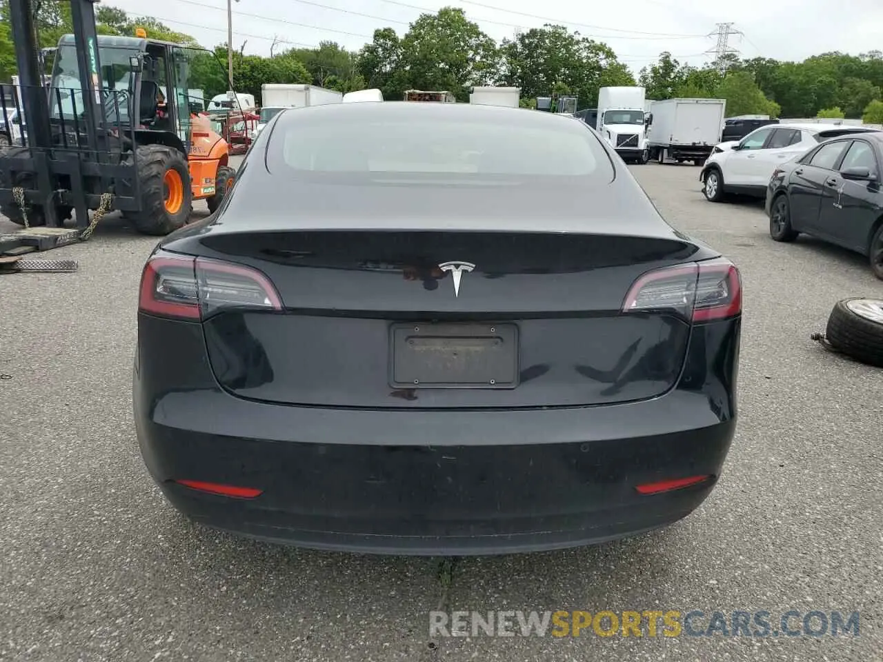 6 Photograph of a damaged car 5YJ3E1EA3NF287431 TESLA MODEL 3 2022