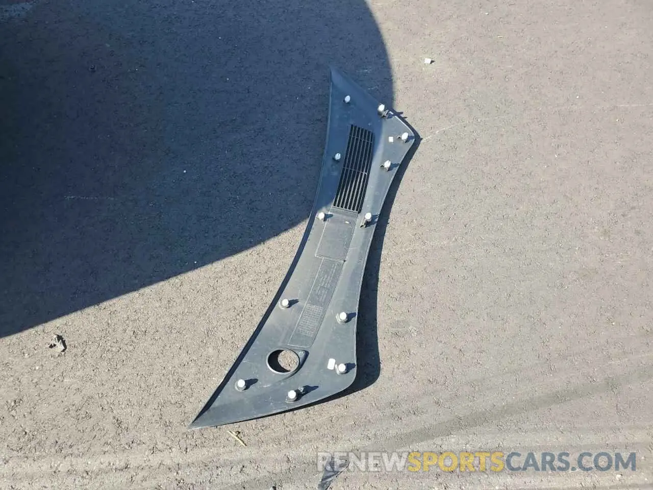 12 Photograph of a damaged car 5YJ3E1EA3NF288370 TESLA MODEL 3 2022
