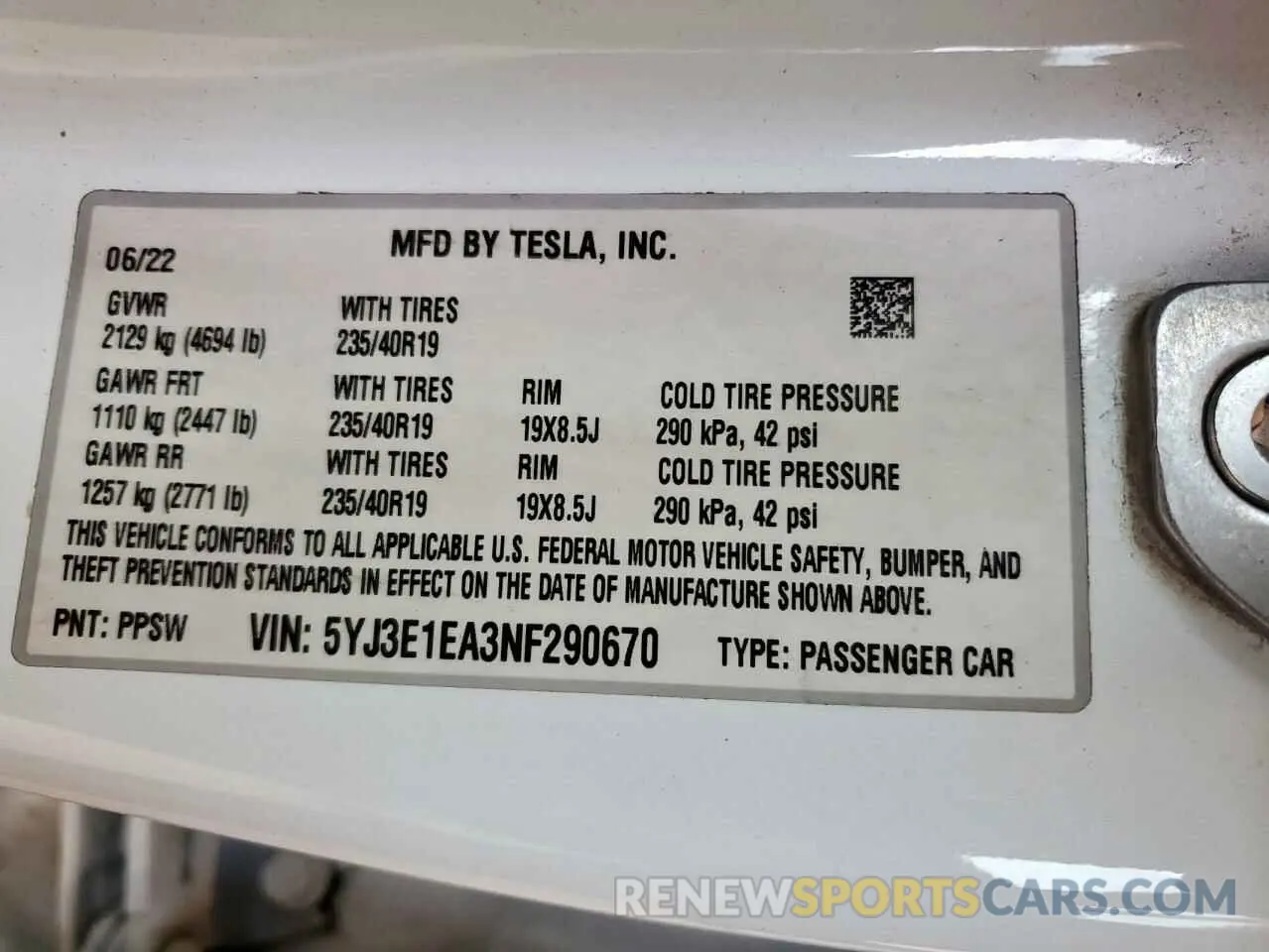 12 Photograph of a damaged car 5YJ3E1EA3NF290670 TESLA MODEL 3 2022