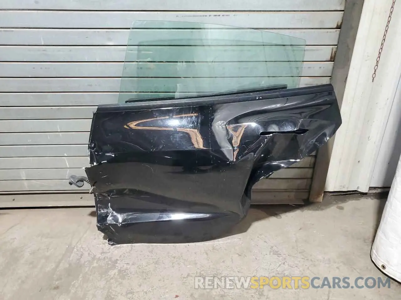 12 Photograph of a damaged car 5YJ3E1EA3NF291205 TESLA MODEL 3 2022