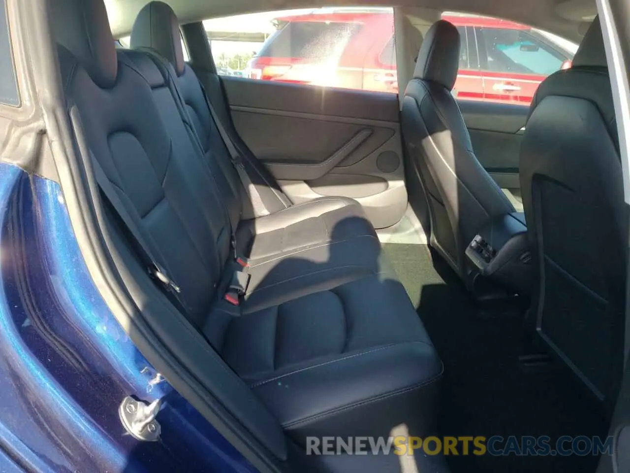 10 Photograph of a damaged car 5YJ3E1EA3NF296629 TESLA MODEL 3 2022
