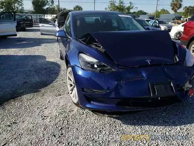 11 Photograph of a damaged car 5YJ3E1EA3NF296629 TESLA MODEL 3 2022