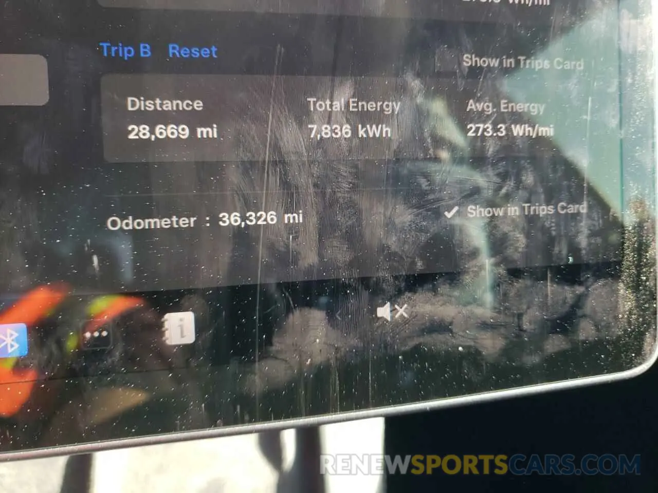 9 Photograph of a damaged car 5YJ3E1EA3NF296629 TESLA MODEL 3 2022