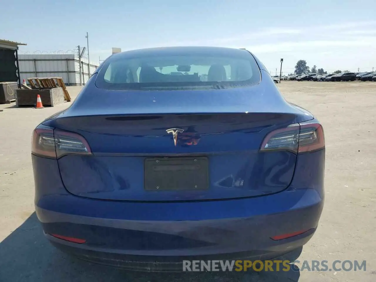 6 Photograph of a damaged car 5YJ3E1EA3NF311758 TESLA MODEL 3 2022