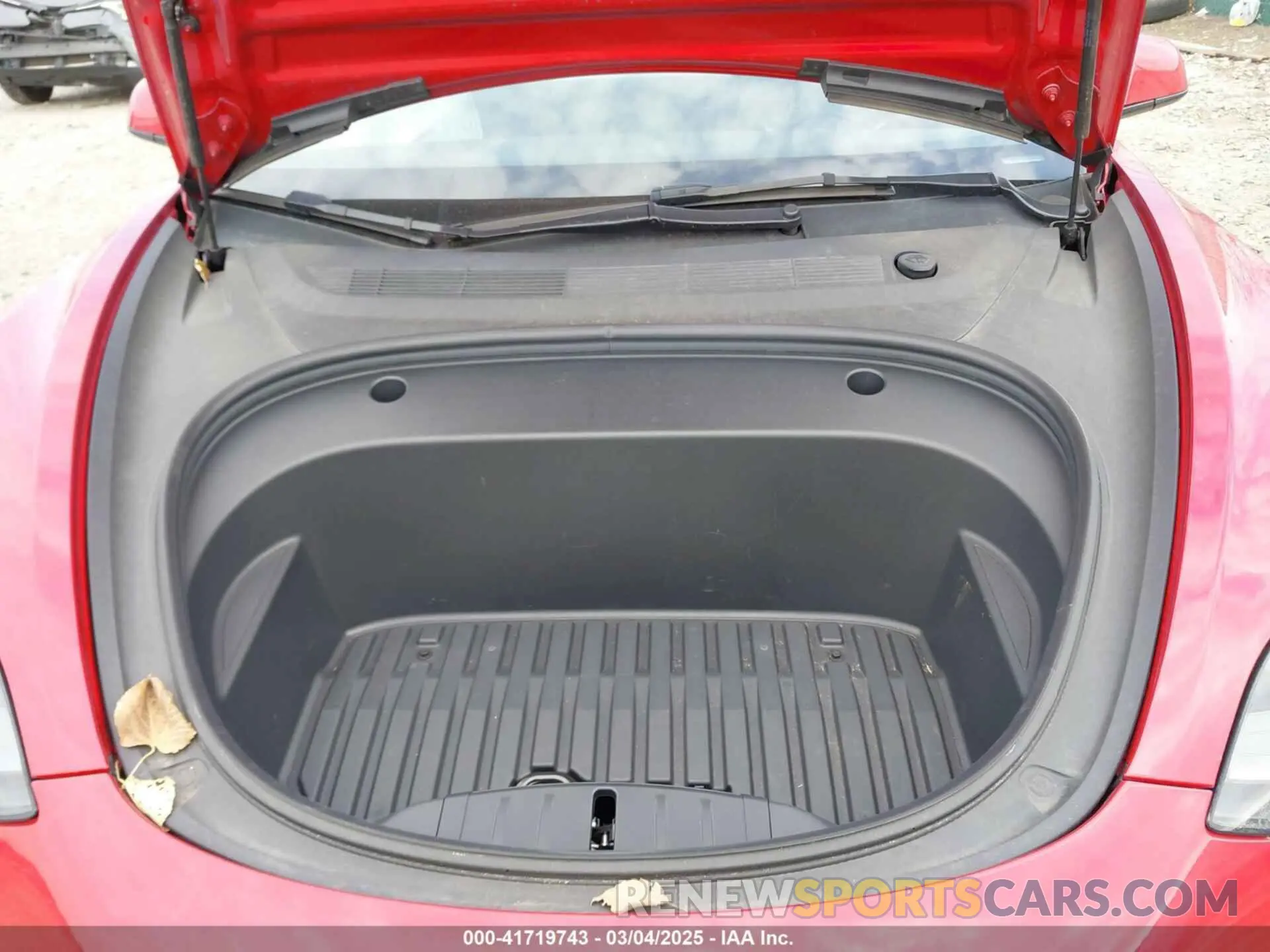 10 Photograph of a damaged car 5YJ3E1EA3NF333128 TESLA MODEL 3 2022