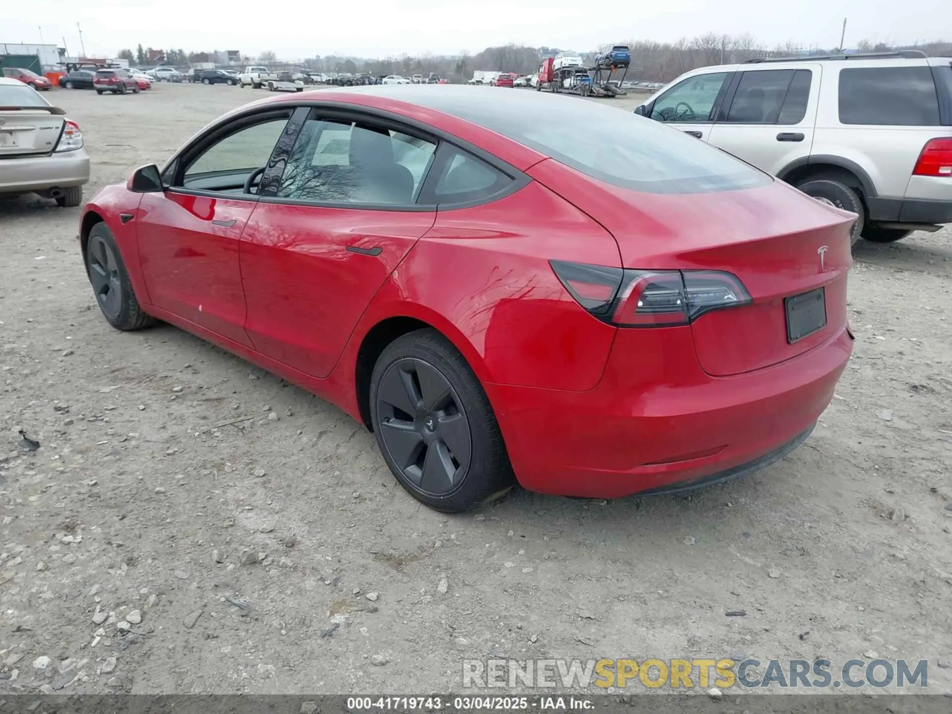 3 Photograph of a damaged car 5YJ3E1EA3NF333128 TESLA MODEL 3 2022