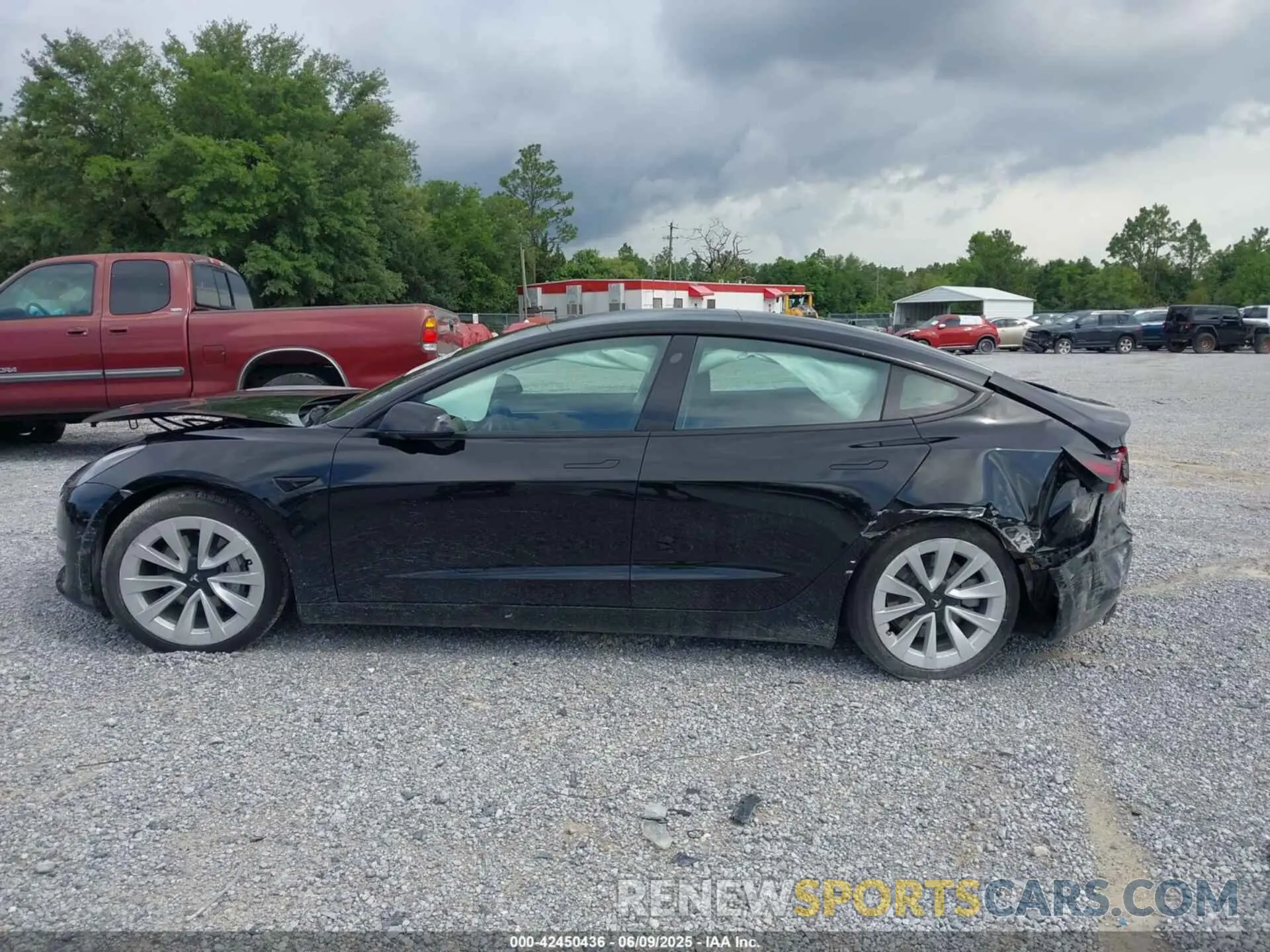 14 Photograph of a damaged car 5YJ3E1EA3NF336255 TESLA MODEL 3 2022