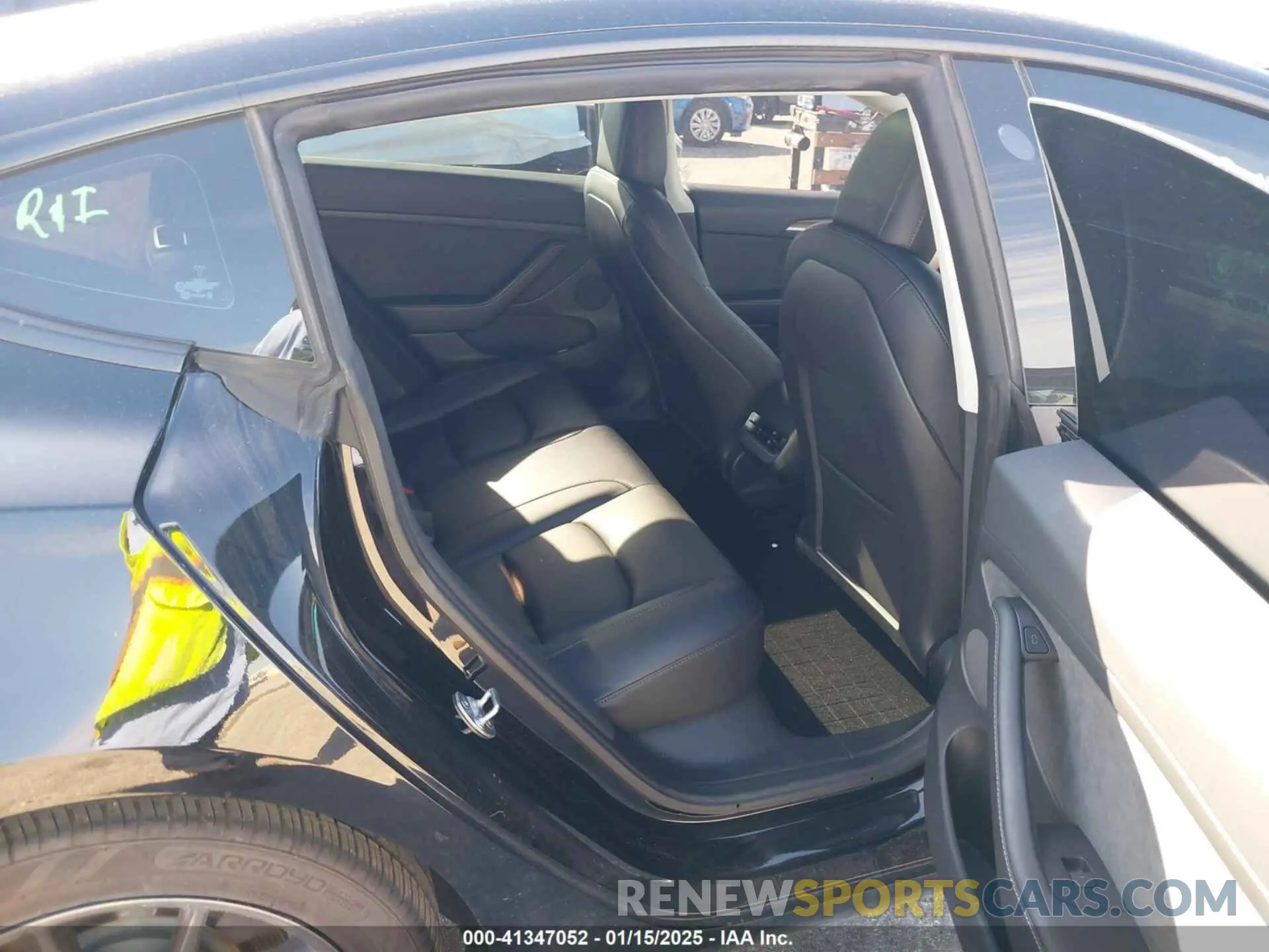 8 Photograph of a damaged car 5YJ3E1EA3NF351306 TESLA MODEL 3 2022