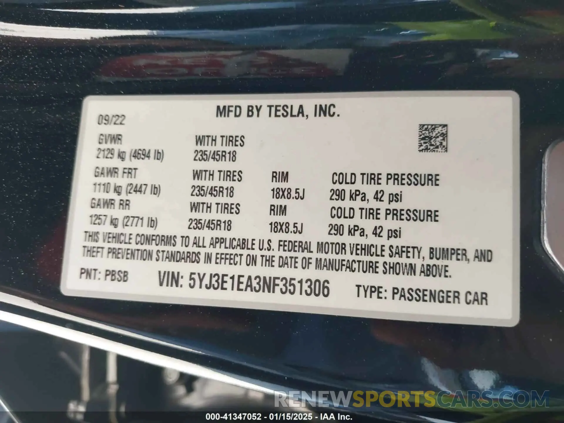 9 Photograph of a damaged car 5YJ3E1EA3NF351306 TESLA MODEL 3 2022