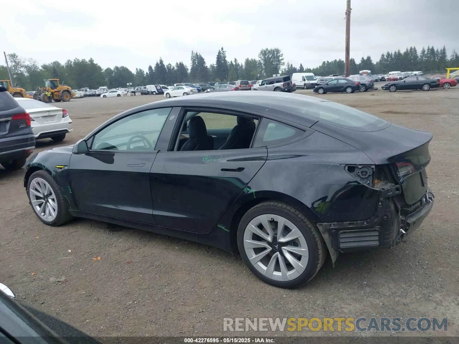 15 Photograph of a damaged car 5YJ3E1EA3NF355923 TESLA MODEL 3 2022
