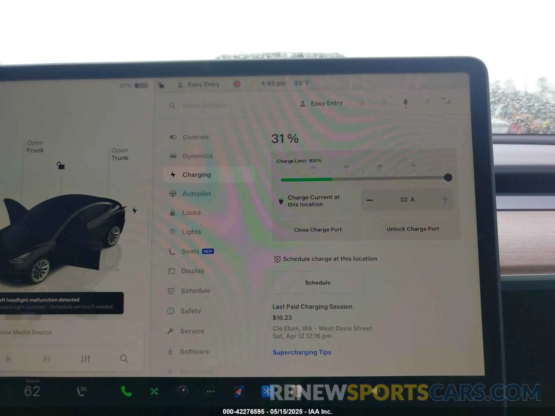 18 Photograph of a damaged car 5YJ3E1EA3NF355923 TESLA MODEL 3 2022