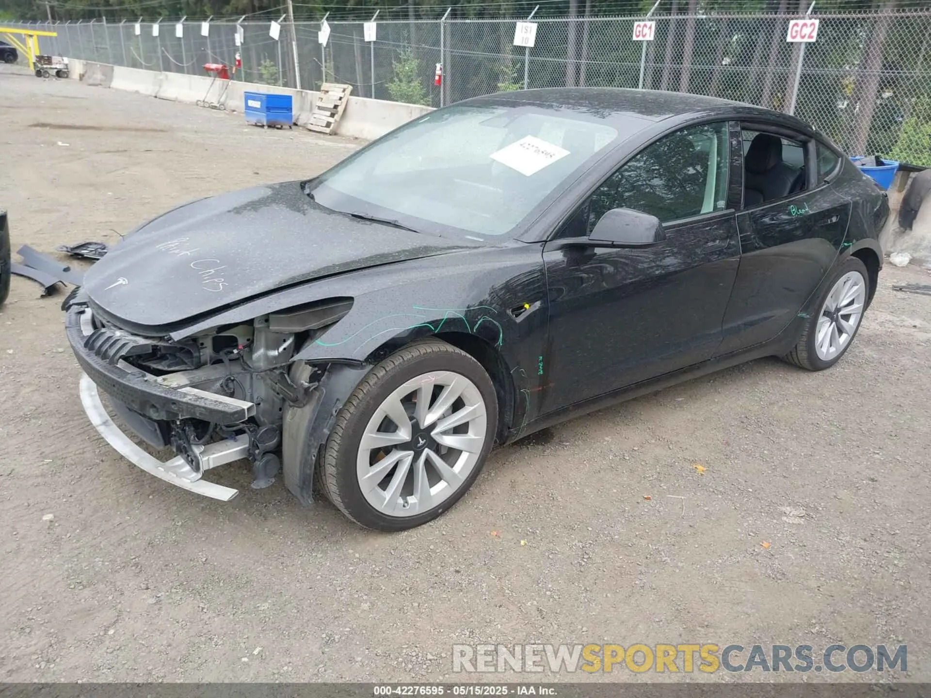 2 Photograph of a damaged car 5YJ3E1EA3NF355923 TESLA MODEL 3 2022