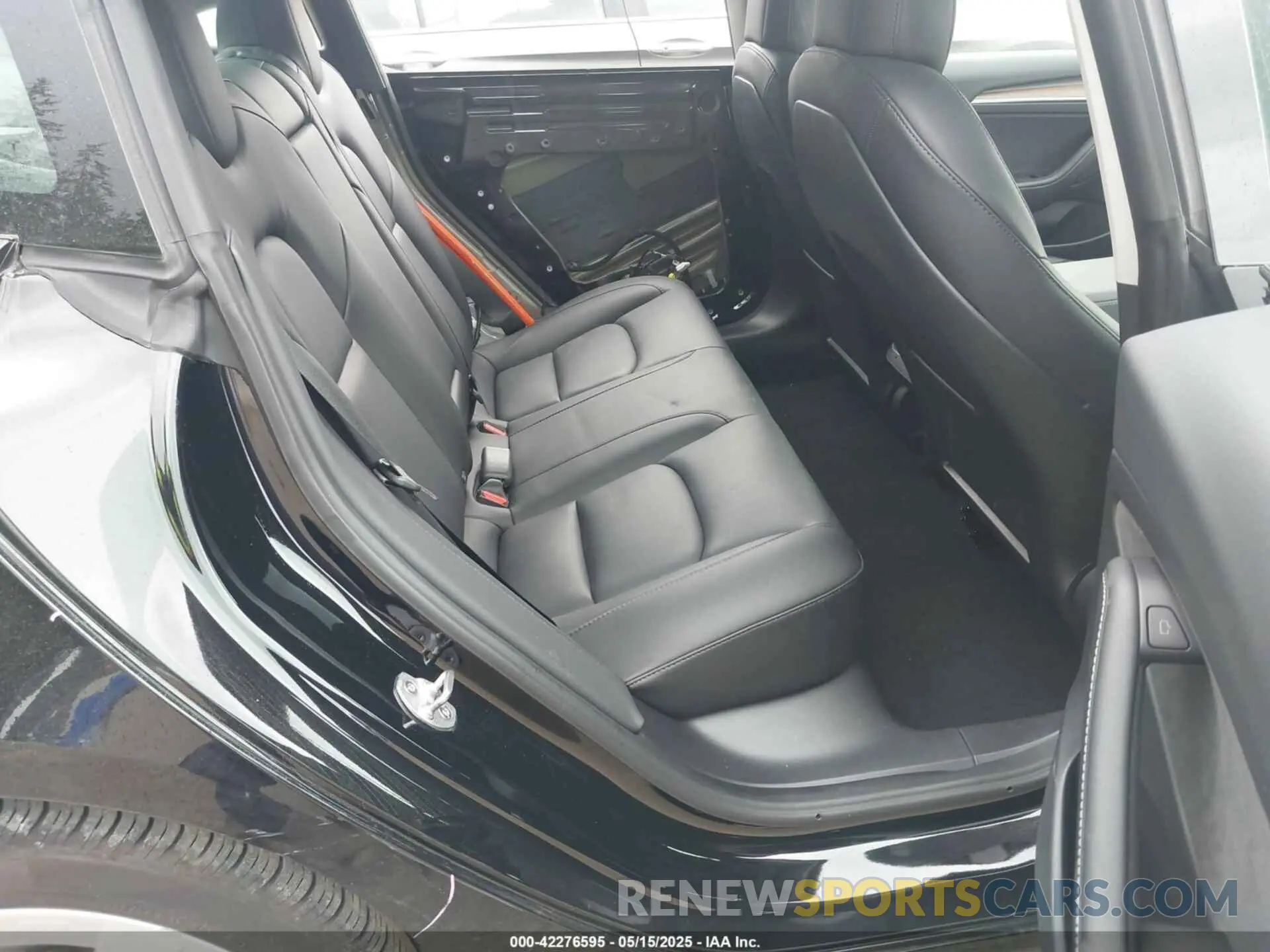 8 Photograph of a damaged car 5YJ3E1EA3NF355923 TESLA MODEL 3 2022