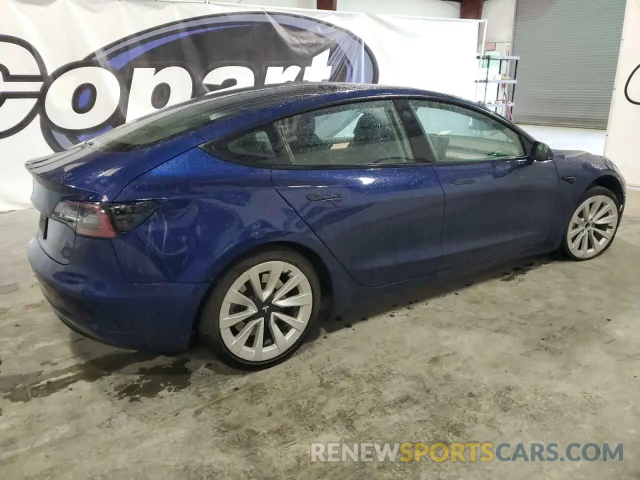 3 Photograph of a damaged car 5YJ3E1EA3NF368669 TESLA MODEL 3 2022