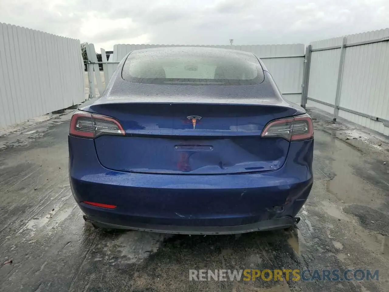 6 Photograph of a damaged car 5YJ3E1EA3NF369871 TESLA MODEL 3 2022
