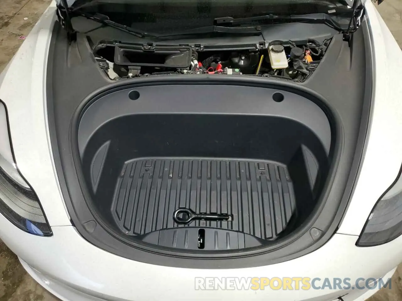 11 Photograph of a damaged car 5YJ3E1EA3NF371376 TESLA MODEL 3 2022
