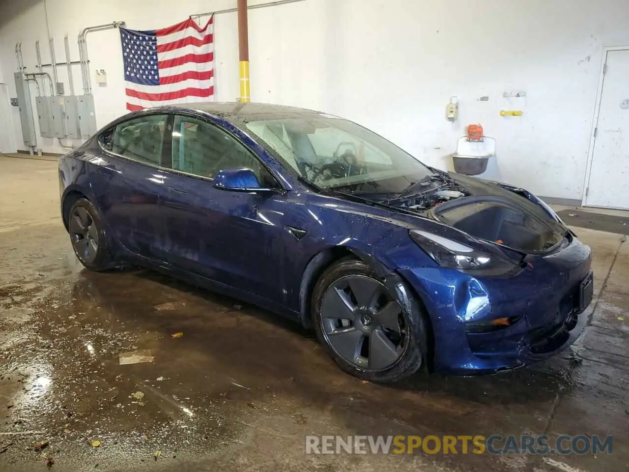 4 Photograph of a damaged car 5YJ3E1EA3NF371832 TESLA MODEL 3 2022