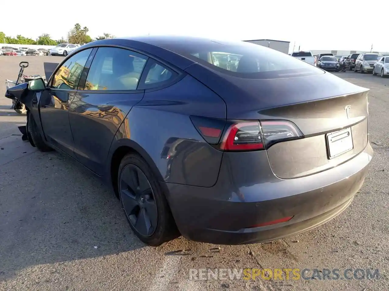 3 Photograph of a damaged car 5YJ3E1EA4NF101976 TESLA MODEL 3 2022