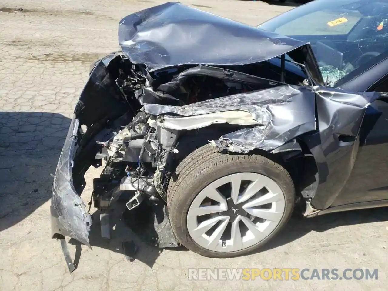 9 Photograph of a damaged car 5YJ3E1EA4NF143838 TESLA MODEL 3 2022