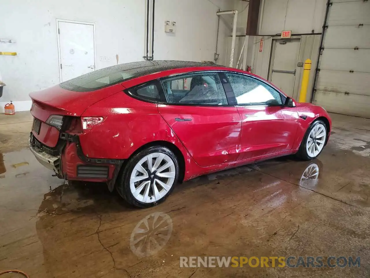 3 Photograph of a damaged car 5YJ3E1EA4NF186351 TESLA MODEL 3 2022