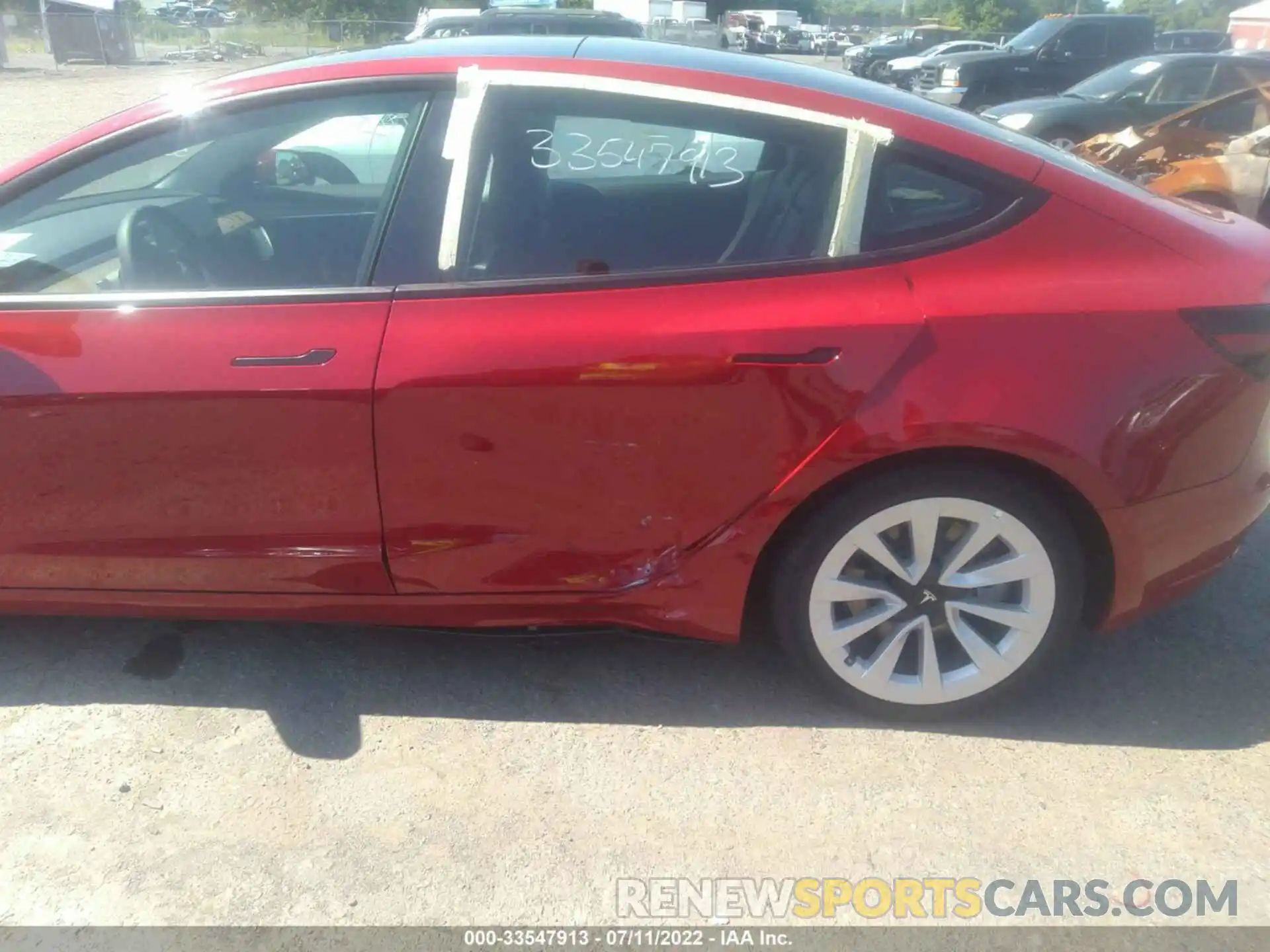 6 Photograph of a damaged car 5YJ3E1EA4NF186804 TESLA MODEL 3 2022