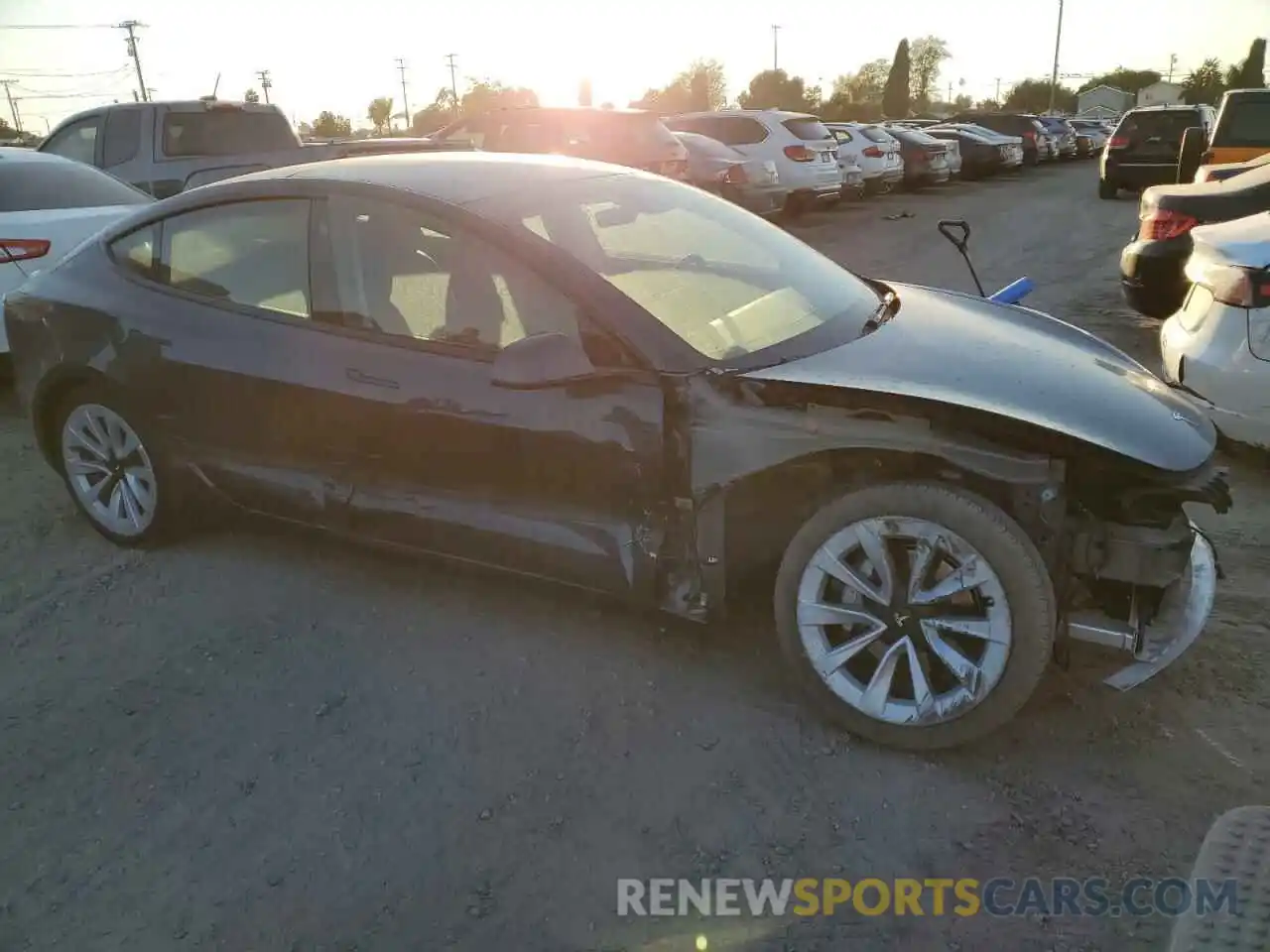 4 Photograph of a damaged car 5YJ3E1EA4NF187810 TESLA MODEL 3 2022