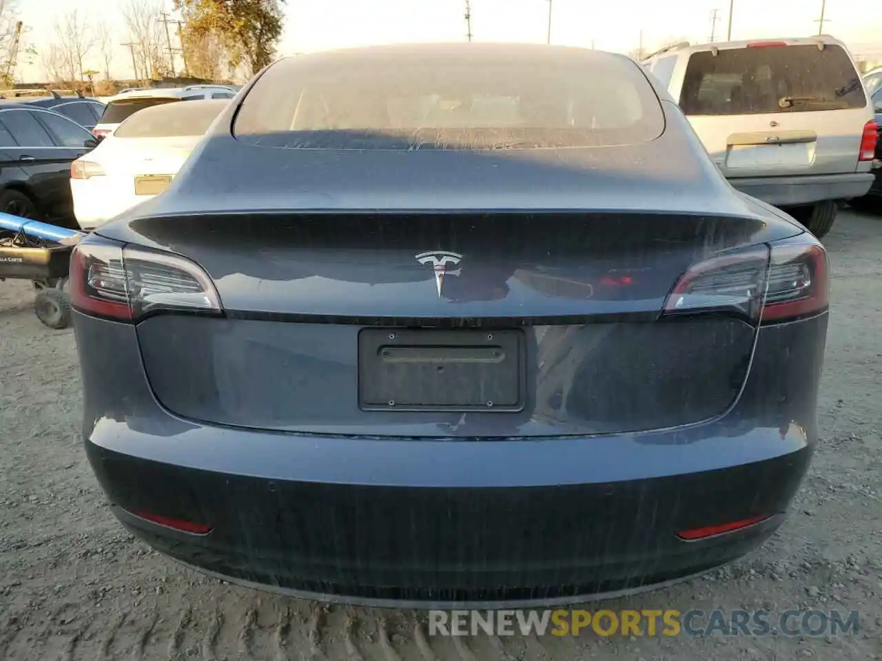 6 Photograph of a damaged car 5YJ3E1EA4NF187810 TESLA MODEL 3 2022