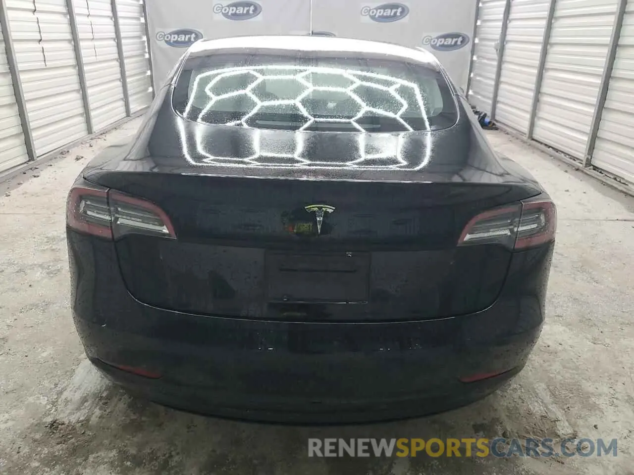 6 Photograph of a damaged car 5YJ3E1EA4NF188262 TESLA MODEL 3 2022