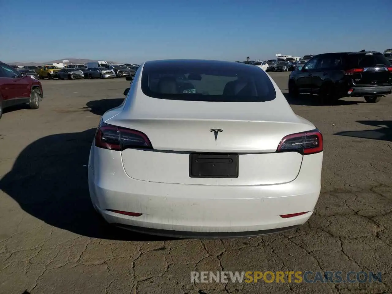 6 Photograph of a damaged car 5YJ3E1EA4NF238433 TESLA MODEL 3 2022