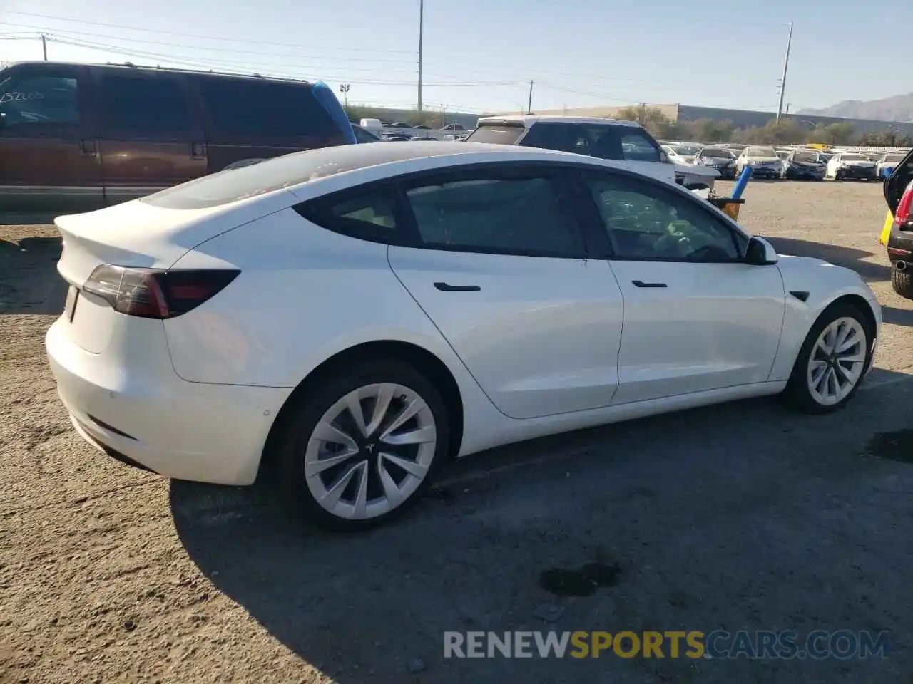 3 Photograph of a damaged car 5YJ3E1EA4NF257743 TESLA MODEL 3 2022