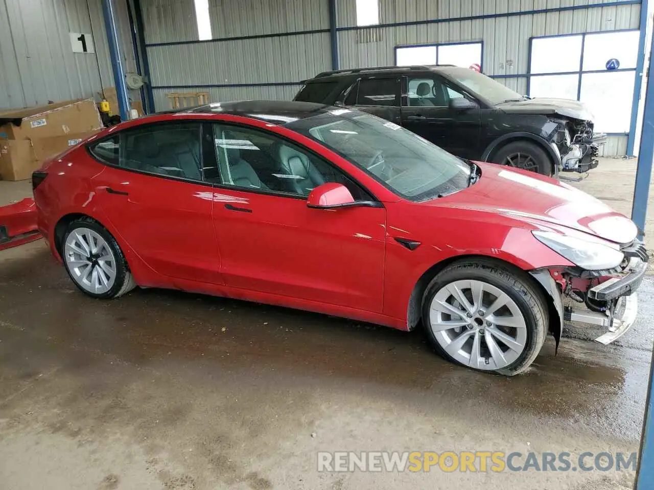 4 Photograph of a damaged car 5YJ3E1EA4NF290788 TESLA MODEL 3 2022