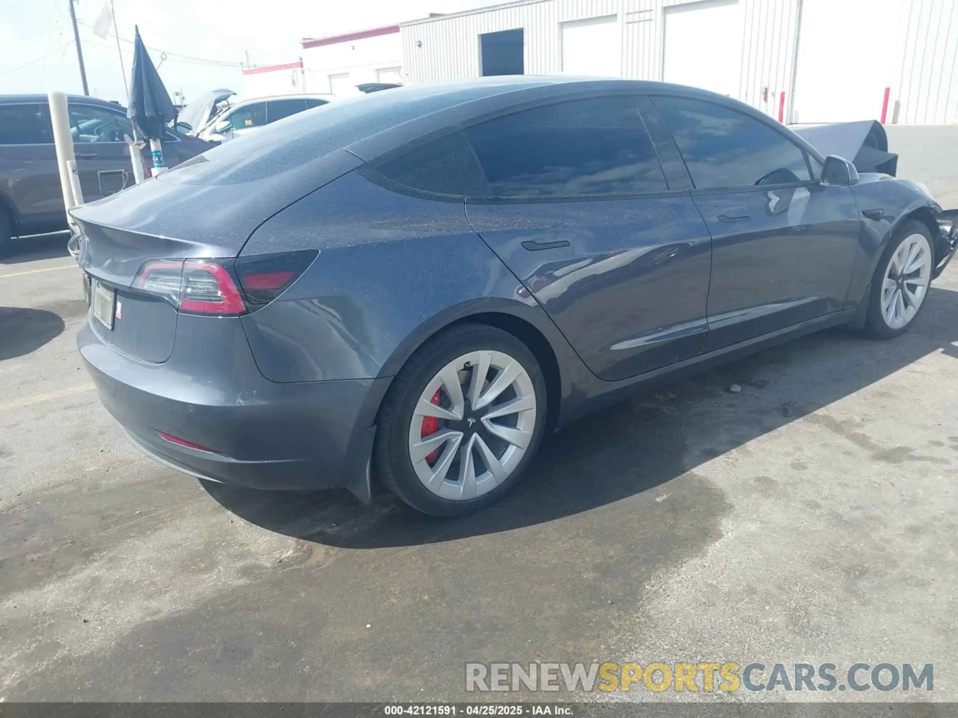 4 Photograph of a damaged car 5YJ3E1EA4NF296848 TESLA MODEL 3 2022