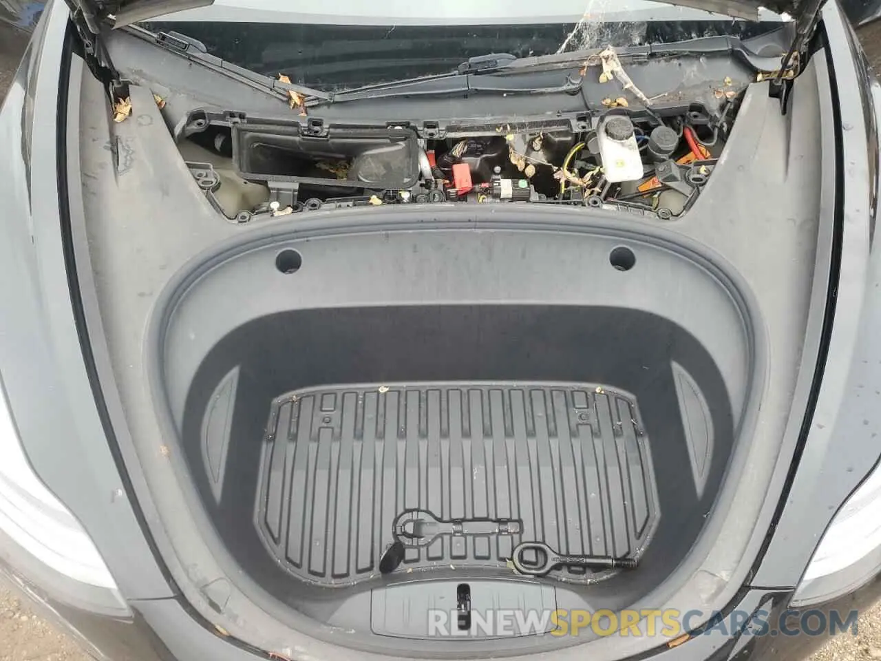 11 Photograph of a damaged car 5YJ3E1EA4NF303846 TESLA MODEL 3 2022