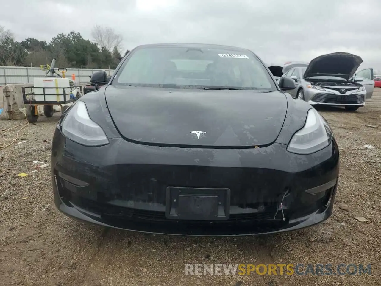 5 Photograph of a damaged car 5YJ3E1EA4NF303846 TESLA MODEL 3 2022