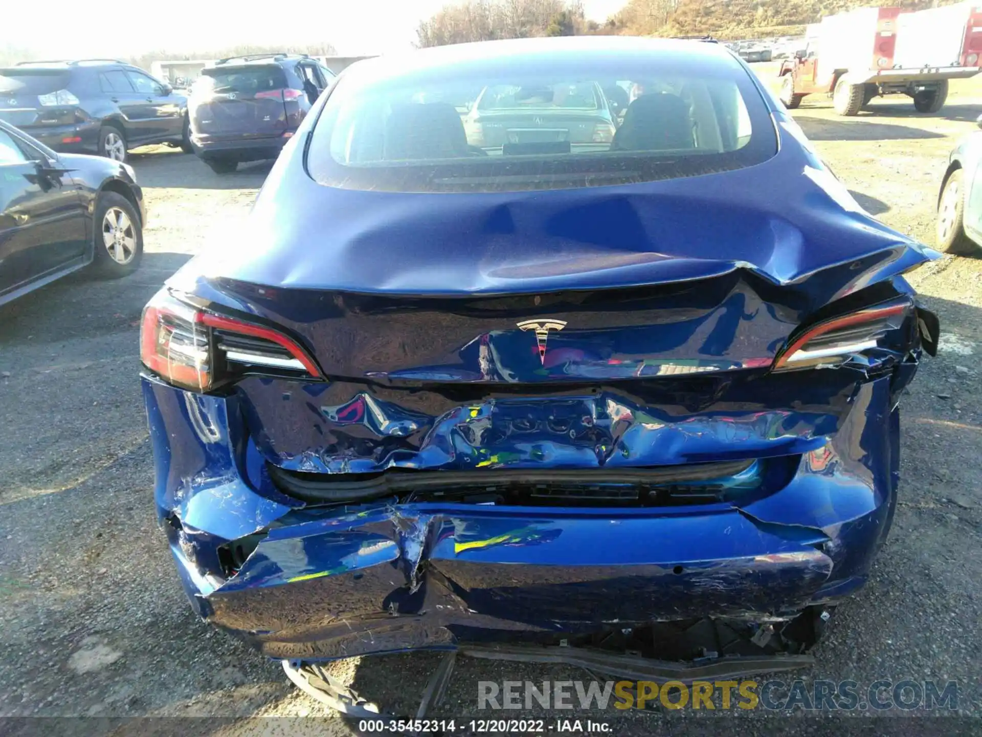 6 Photograph of a damaged car 5YJ3E1EA4NF304513 TESLA MODEL 3 2022