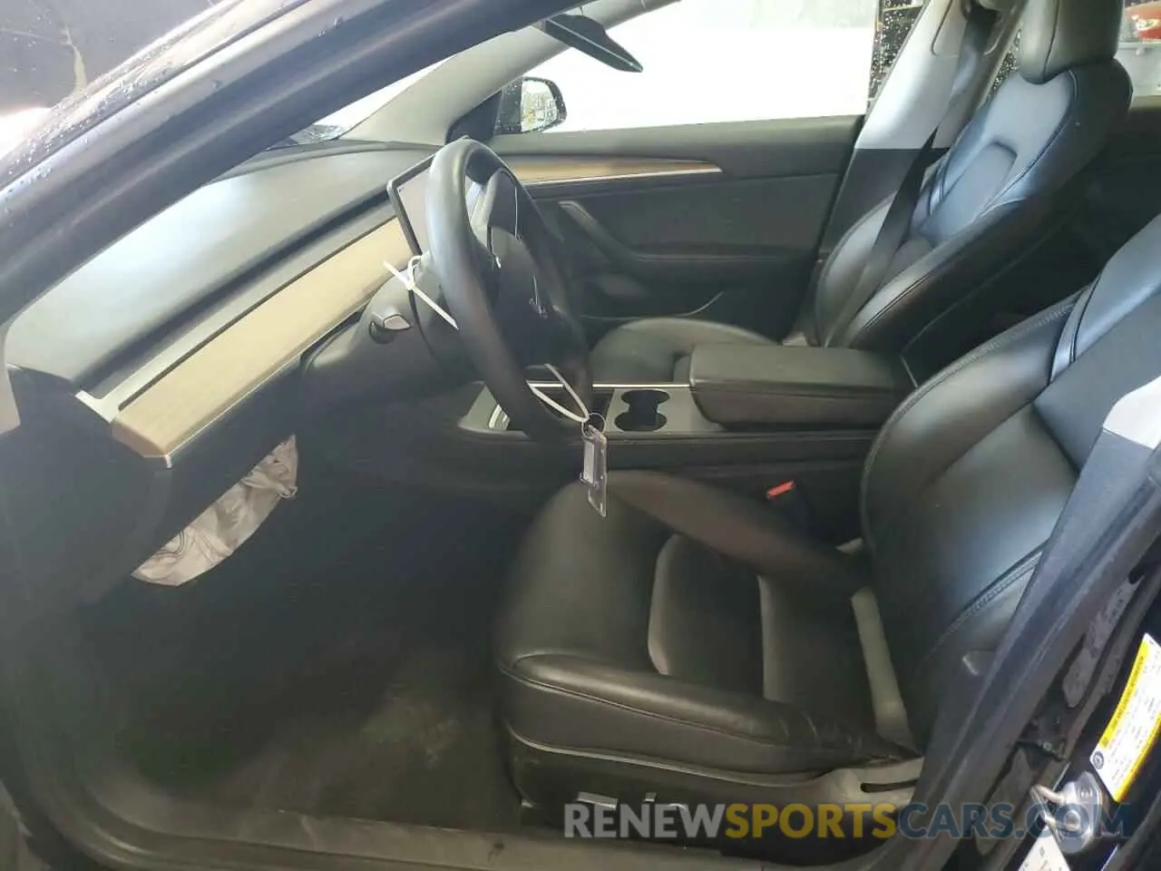 7 Photograph of a damaged car 5YJ3E1EA4NF304611 TESLA MODEL 3 2022