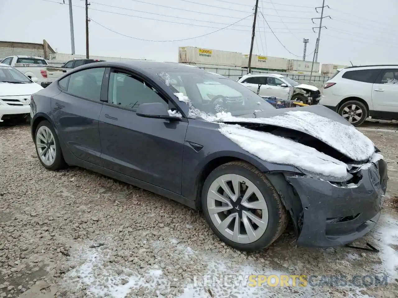 4 Photograph of a damaged car 5YJ3E1EA4NF311879 TESLA MODEL 3 2022