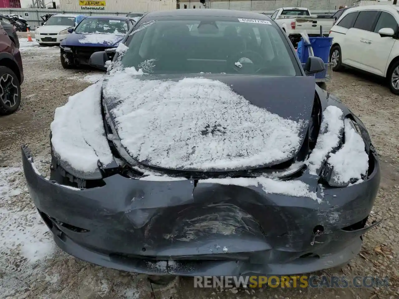 5 Photograph of a damaged car 5YJ3E1EA4NF311879 TESLA MODEL 3 2022