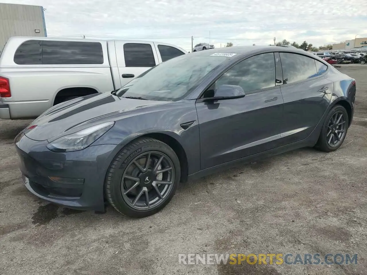 1 Photograph of a damaged car 5YJ3E1EA4NF312207 TESLA MODEL 3 2022