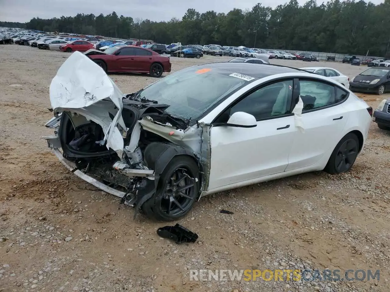 1 Photograph of a damaged car 5YJ3E1EA4NF323336 TESLA MODEL 3 2022