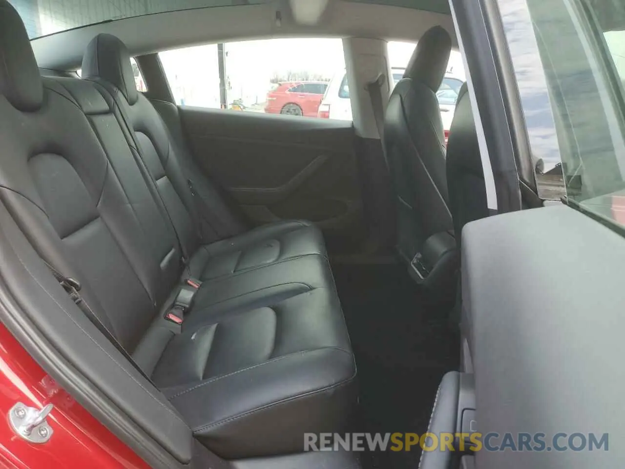10 Photograph of a damaged car 5YJ3E1EA4NF337530 TESLA MODEL 3 2022
