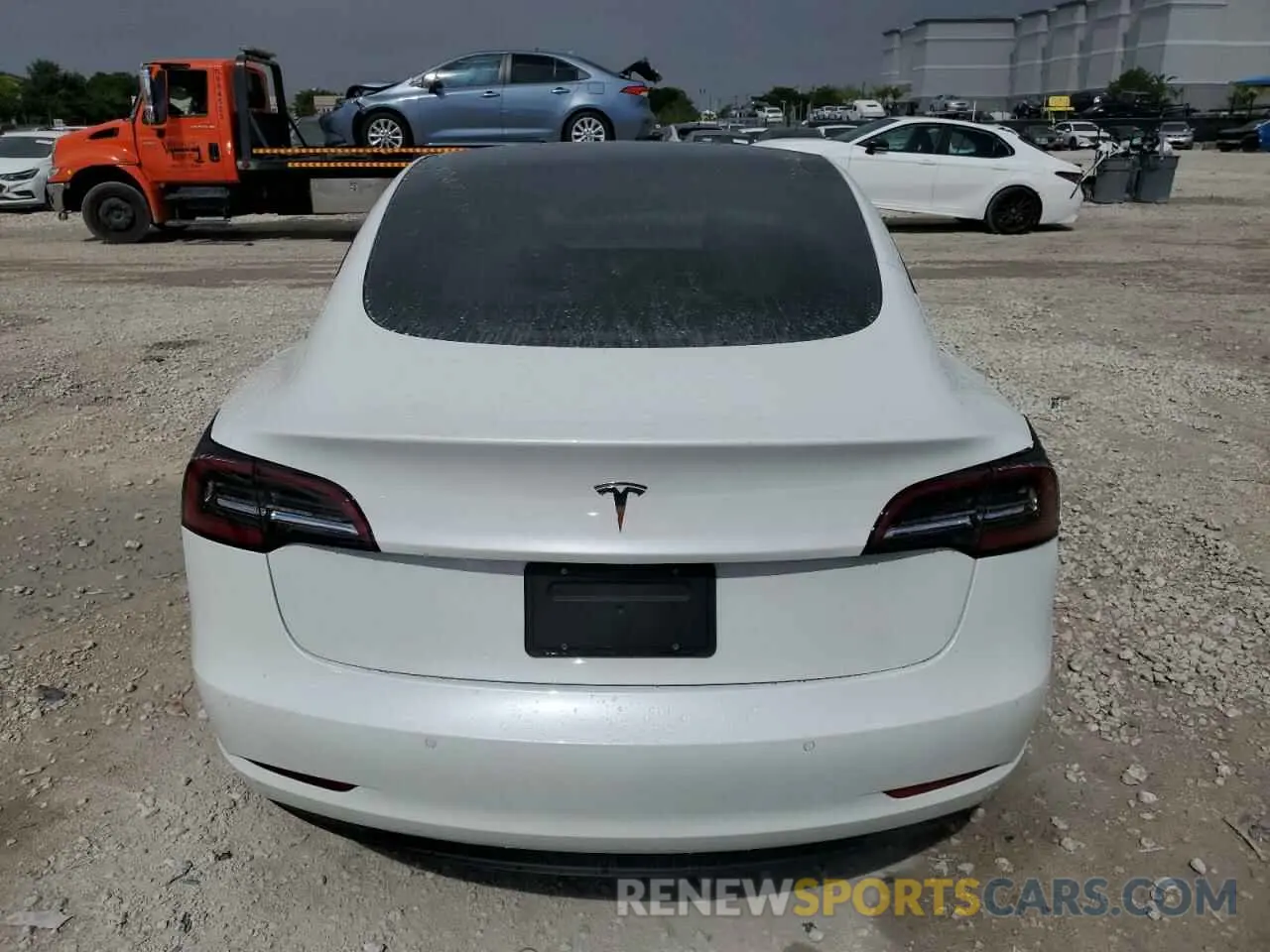 6 Photograph of a damaged car 5YJ3E1EA4NF345630 TESLA MODEL 3 2022