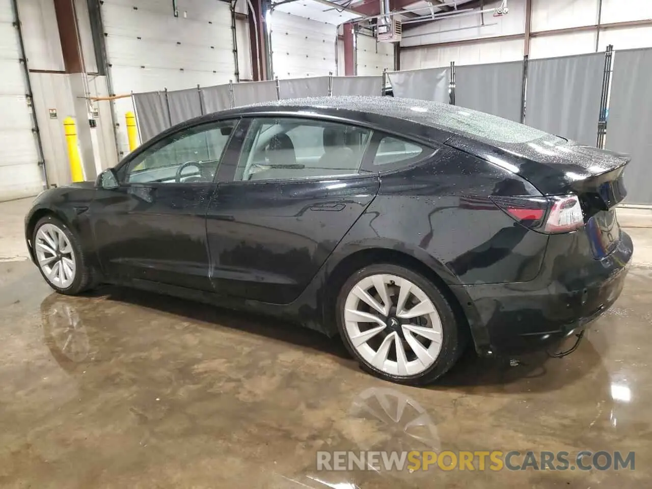 2 Photograph of a damaged car 5YJ3E1EA4NF370589 TESLA MODEL 3 2022